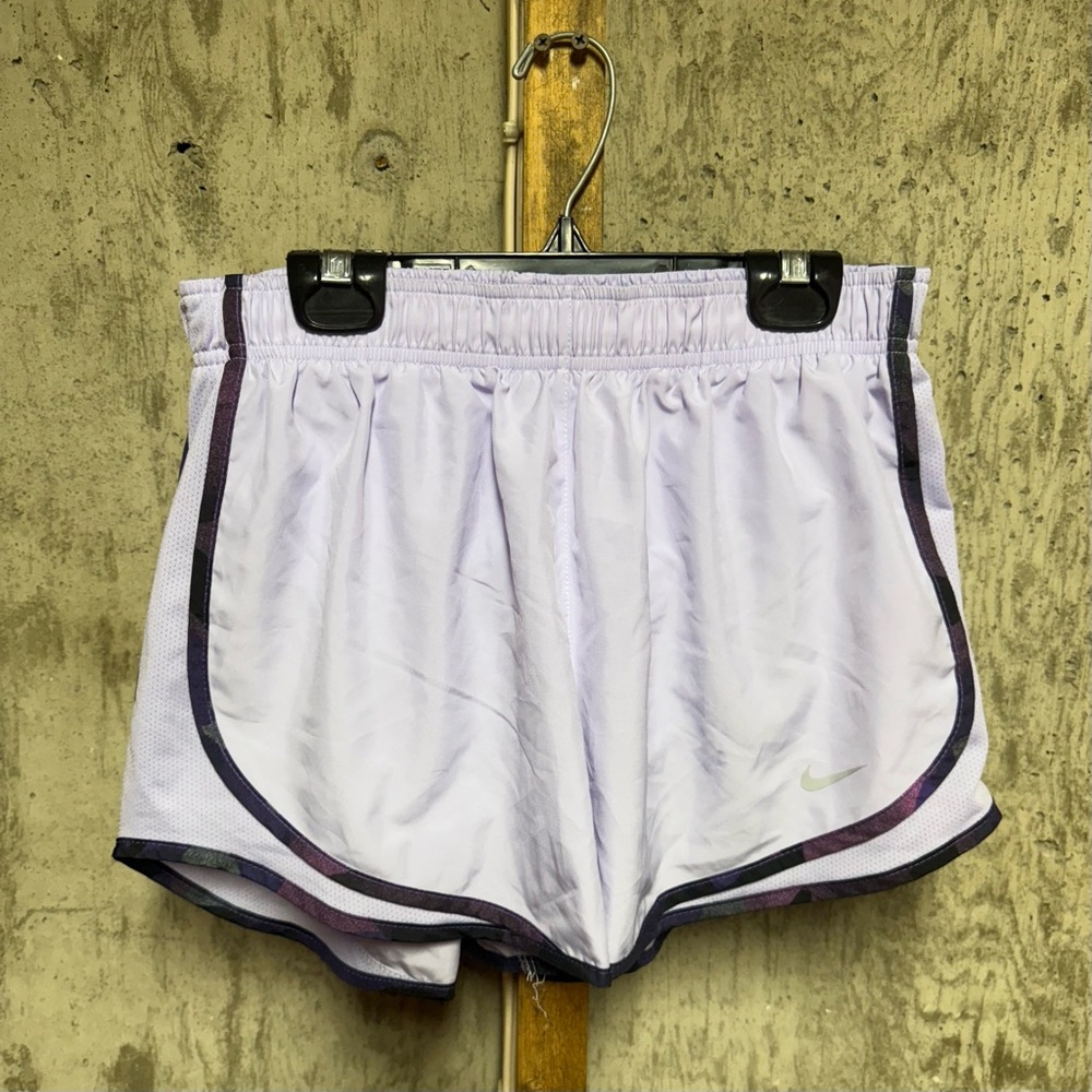Nike Dri-FIT Women's Athletic Running Shorts Size M Light Purple Lightweight